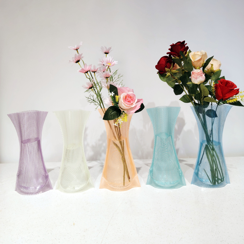 Foldable decorative plastic flower vase